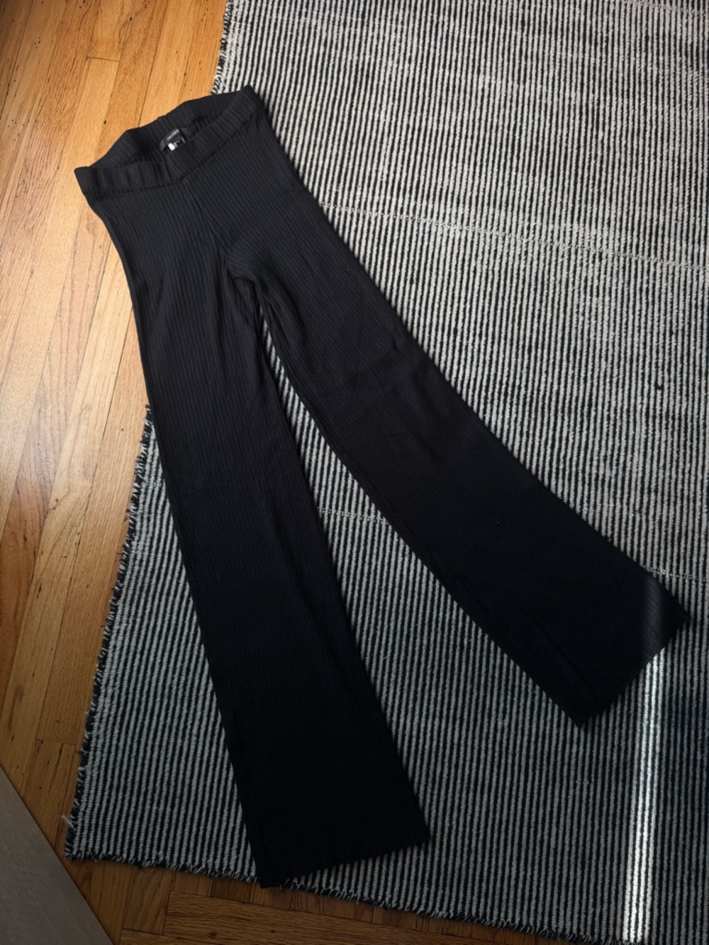 NWoT! High-Waist Wide-Leg Black Ribbed Pants